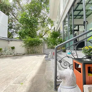 ホテル Hotel Home, ホーチミン市