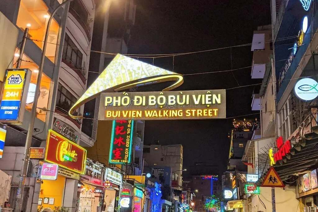 Cozy & Convenient Apt With 2 Bedrooms Next To Dist 1 Ho Chi Minh City 0*,